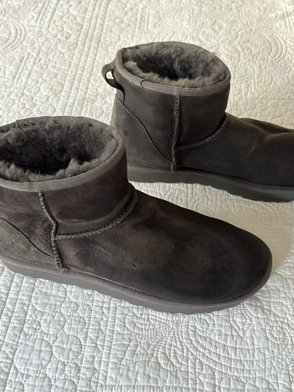 Men's Gray/Black Shearling-Lined Winter Boots